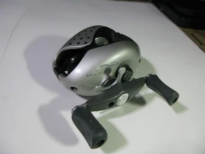 Abu Garcia Ambassadeur Maxxar LevelWind, BBs, LH, Star Drag, Ultra Cast, EE. UU.-NUEVO - Imagen 1 de 8