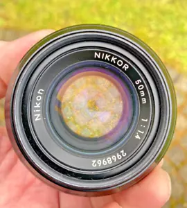 Nikon - Standard-Objektiv - Nikkor 50mm - 1:1,4 - Bild 1 von 8