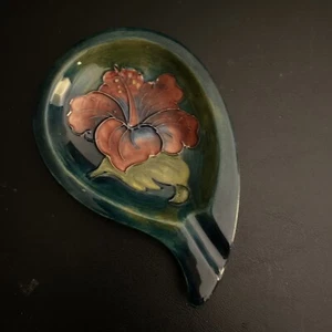 Moorcroft Keramik England grün Aschenbecher Schale Hibiskus Blume - gestempelt 6"x3,75" - Bild 1 von 3