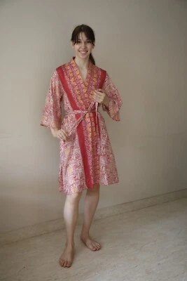 Bata kimono midi de seda pura hasta la rodilla vestido kimono de seda blanca PS MKMO2073 Foto 1 de 4