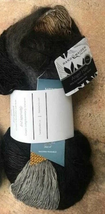 Paquete de hilo de halo teñido a mano de artista polar Hand Maiden - Merino delgado y mohair Foto 1 de 1