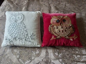 Pair Of Ornate Owl Throw Pillows 2 Pier 1 Used Beautiful Stunning  - Picture 1 of 10