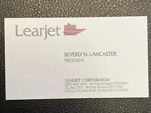 Tarjeta de visita vintage: Learjet Corporation, Beverly Lancaster - presidente - Imagen 1 de 1