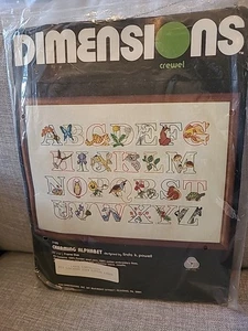 Vintage 1981 Dimensions Crewel Kit Charming Alphabet Neu in Verpackung - Bild 1 von 3