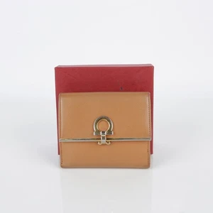 Cartera Gancini Salvatore Ferragamo cuero guijarro camello 22 4639 27881054 - Imagen 1 de 24