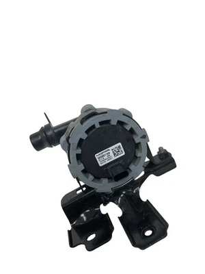 2025 DODGE CHARGER AUXILIARY COOLANT PUMP 68590011 OEM - Image 1 of 4