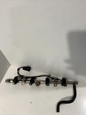 Land Rover Range Rover Sport Fuel Rail And Injectors 4H33-9S441-Bb 2W93-Ba 4.2 - Image 1 of 4
