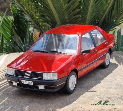 modellino auto scala 1/18 fiat croma turbo IE del 1985 in resina laudoracing - Immagine 1 di 4