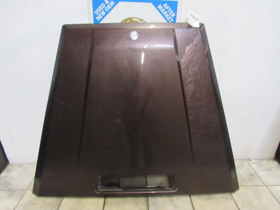 Capô 02 03 04 05 06 07 08 09 10 11 12 13 14 15 16 17 18 Mercedes G-Class - Imagem 1 de 4