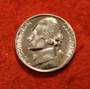 1961 proof Jefferson bu nickel - Picture 1 of 2