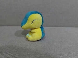 Pokemon Center Japan 2019 Cyndaquil Petit Plush in Monster Ball Case 3in - Picture 1 of 6