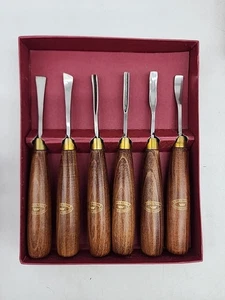 Juego de herramientas para tallar madera vintage Crown Tools 220 6 piezas en caja - Imagen 1 de 6