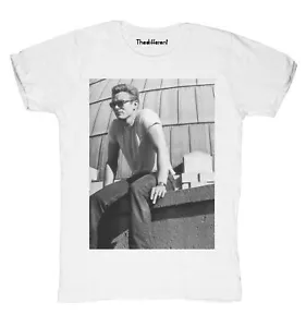 New T-Shirt Fiammata Uomo Dean Occhiali Idea Regalo - Foto 1 di 1