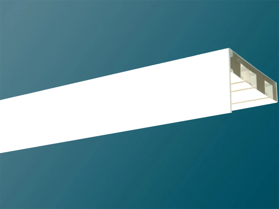 Gardinenschiene Kunststoff mit Blende 3-lfg. incl Holzkern für mehr Stabilität ! - Bild 1 von 1