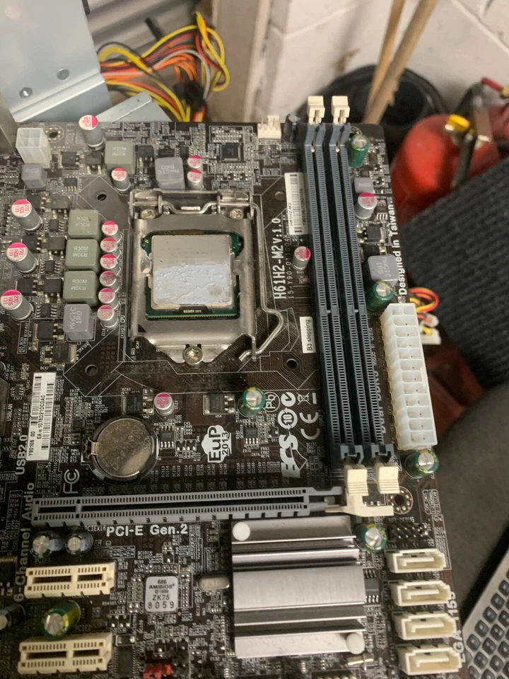 Motherboard ECS Elitegroup H61H2-M2 - Image 1 of 1