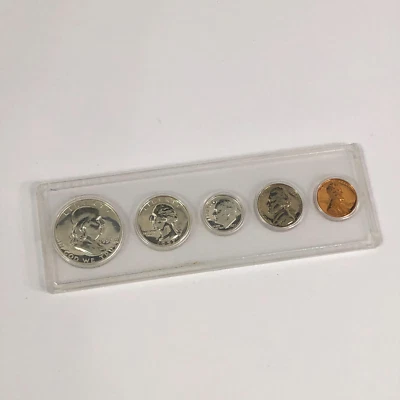 (1) 1957 United States SILVER Proof Set in * WHITMAN * Plastic Holder - Image 1 of 4