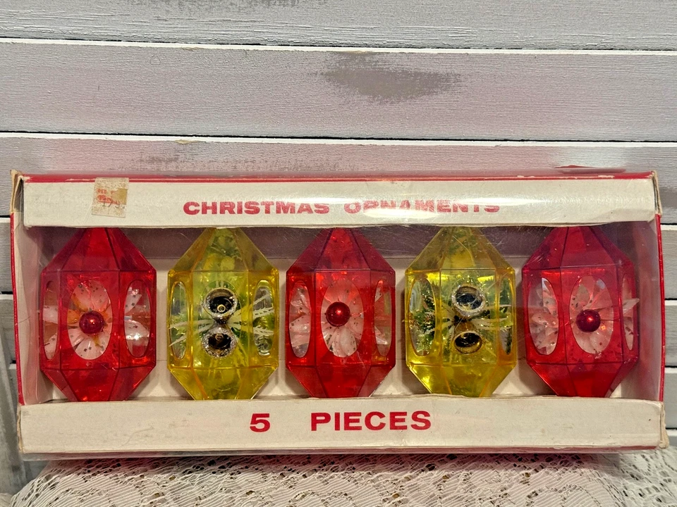 5 Vintage Mid Century Jewelbrite Diorama Christmas Ornaments Flower Bells NOS  - Image 1 of 4