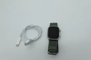 Apple Watch Ultra 2 49mm Titanium on Green Alpine Loop warranty 7/21/25 A2986 - Photo 1 sur 8