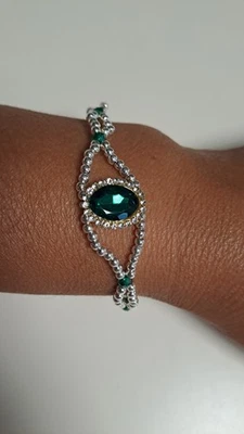 Armband Damen,Mädchen, Länge 20 cm Silber,Grüne  Perlen  Handgemacht - Bild 1 von 3