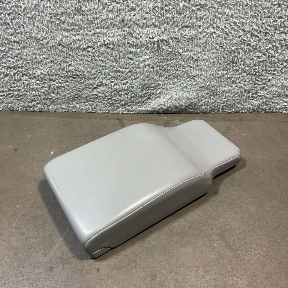 Buick LeSabre 2000-2005 cuero gris 13,5" largo consola central tapa reposabrazos OEM Foto 1 de 4