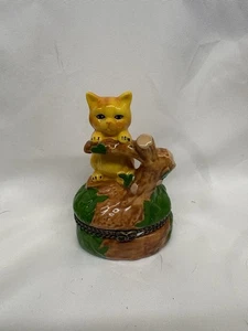 Trinket Box Cat Kitten Ginger Tomcat Figurine Tree Oak Hinge Storage Porcelain - Picture 1 of 4