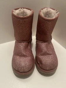 UGG Girls Classic Short II Boots Glitter Hot Pink Water Resistant Size 6 - Picture 1 of 10