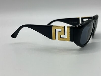 Gafas de sol Versace negras vintage Gianni doradas vector logotipo griego mod T24 Col 852 Foto 1 de 4