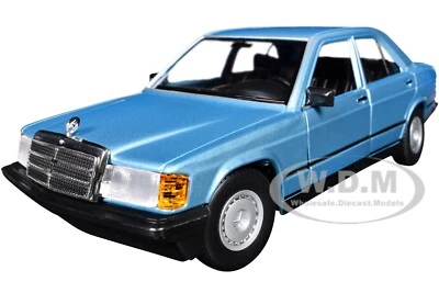 MERCEDES-BENZ 190 E 2.6 BLUE 1/24 DIECAST MODEL CAR BY BBURAGO 21103 - Image 1 of 4