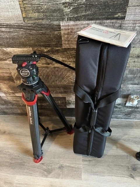 Sistema de trípode Sachtler active8 flowtech75 MS cabezal fluido S2068S-FTMS Foto 1 de 4