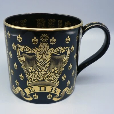 WEDGWOOD BLACK BASALT MUG CORONATION ELIZABETH II ANNIVERSARY '78 RICHARD GUYATT - Image 1 of 4