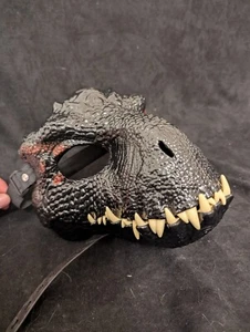 2017 Mattel Jurassic World Indoraptor Dinosaur Black Mask Working Jaw - Picture 1 of 6