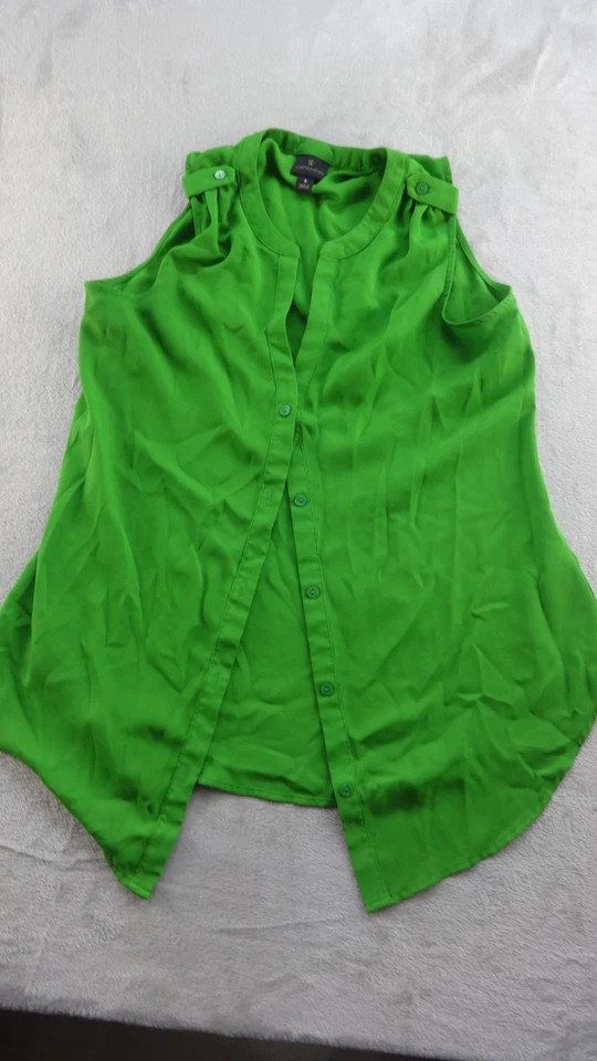 Blusa Worthington sin mangas con botones para mujer pequeña verde esmeralda semi transparente Foto 1 de 4