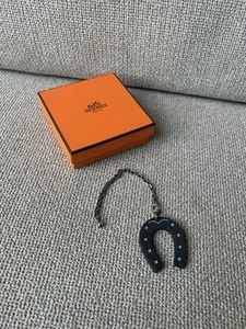 Dije bolso herradura Hermes - Imagen 1 de 4