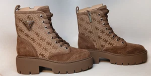 GUESS Shun Triple Triangle Lace-Up Lug Sole Signature Combat Boots Women 7M - Bild 1 von 8