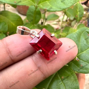 Certified 21.40 CT Red Ruby Loose Gemstone Pendant in 925 Solid Silver - Picture 1 of 6