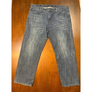 Lucky Brand 221 Straight Men’s 38x30 Medium Dark Wash Cotton Blend Blue Jeans - Picture 1 of 9