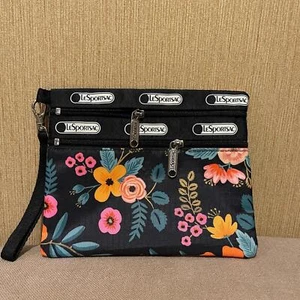 Lesportsac flowers wristlet pouch NWOT 7158 - Picture 1 of 2