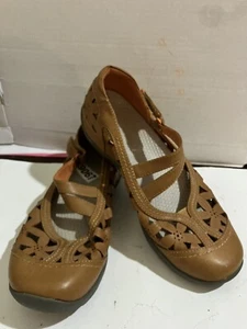 BareTraps Mary Janes Women's Size 10 M Cognac Vegan Perra comfort shoes - Picture 1 of 8