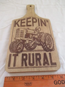 Vintage Distressed Rustic Farmhouse Wooden Cutting Board Hanging Primitive. Nice - Picture 1 of 7