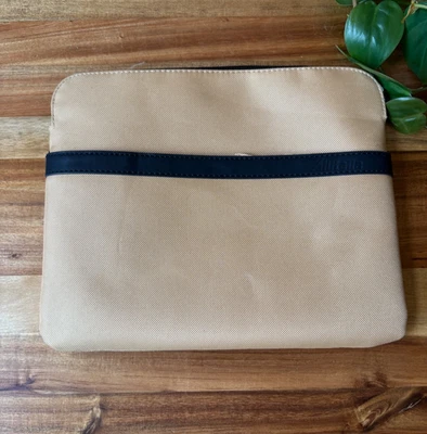 BVLGARI PERFUMS para Alitalia Bolsa con Cremallera / Cosméticos / Tableta / Estuche 10.5" X 8" Bronceado Foto 1 de 4