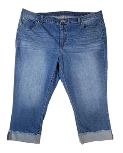 Jennifer Lopez Jean Capri Womens Size 20W Cuffed Hem Medium Wash - Picture 1 of 7