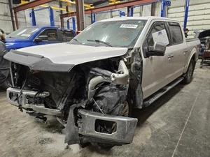 2016 FORD F-150 Under Hood Fuse Box 100K - Picture 1 of 2