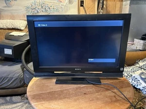 Sony Bravia KDL-32L4000 32" Digital Color LCD TV(NO Remote) Gaming - Picture 1 of 7