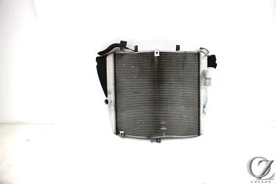 11-15 Kawasaki ZX10R ZX10 Ninja Radiator Foto 1 de 4