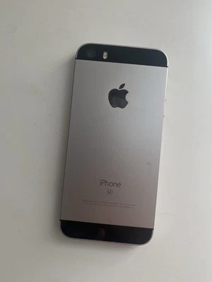 Apple iPhone SE (1st Generation) Unlocked, Silver, 16GB - Image 1 of 4