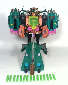 HASBRO VTG 1992 TRANSFORMERS G1 EUROPEAN PREDATORS SKYQUAKE 100% COMPLETE ROBOT - Picture 1 of 24