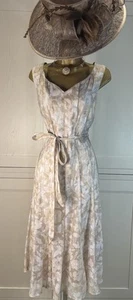 Jacques Vert UK 16 Beige/Ivory Floral Panelled Sleeveless Midi Occasion Dress - Picture 1 of 16