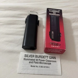 Nuovo Argento Burdett Ginn Illuminato 30X Microscopio Argento Burdett Ginn - Foto 1 di 24