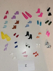 23 Paar Mix Konvolut Modepuppe Barbie & Friends Schuhe (Z) - Bild 1 von 1
