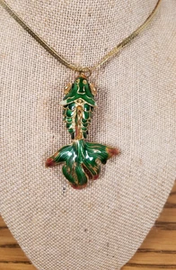 Vintage  Cloisonne Chinese Enamel Articulated Fan Tail Koi Pendant 2.5 ”w/ Chain - Picture 1 of 13